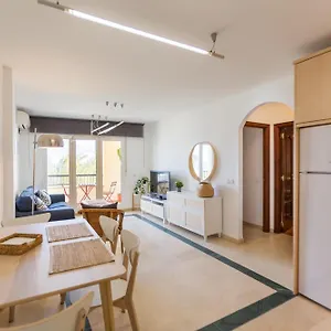  Apartment Bonito En Primera Linea De Playa Spain